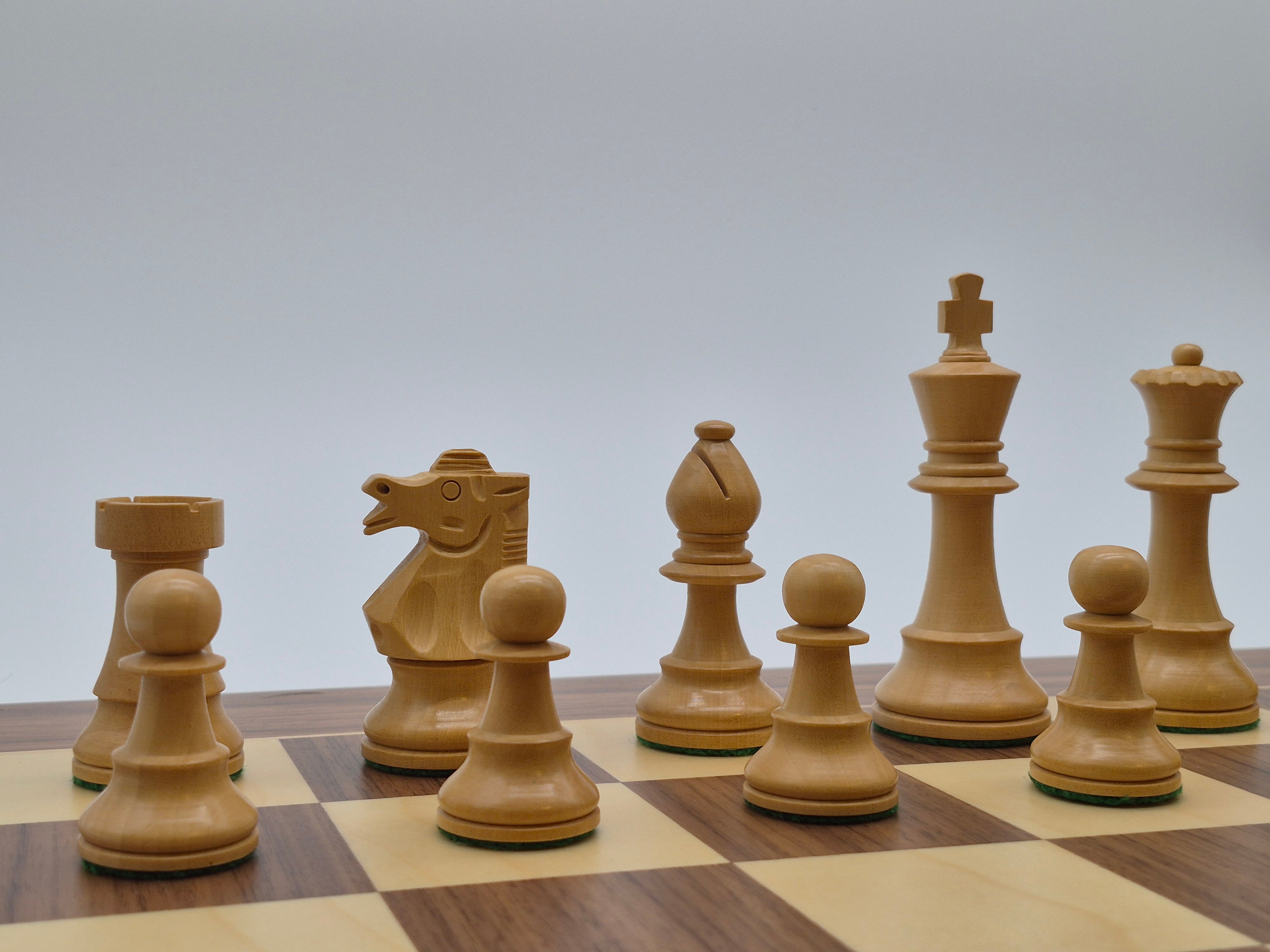 Club Special Chess Pieces