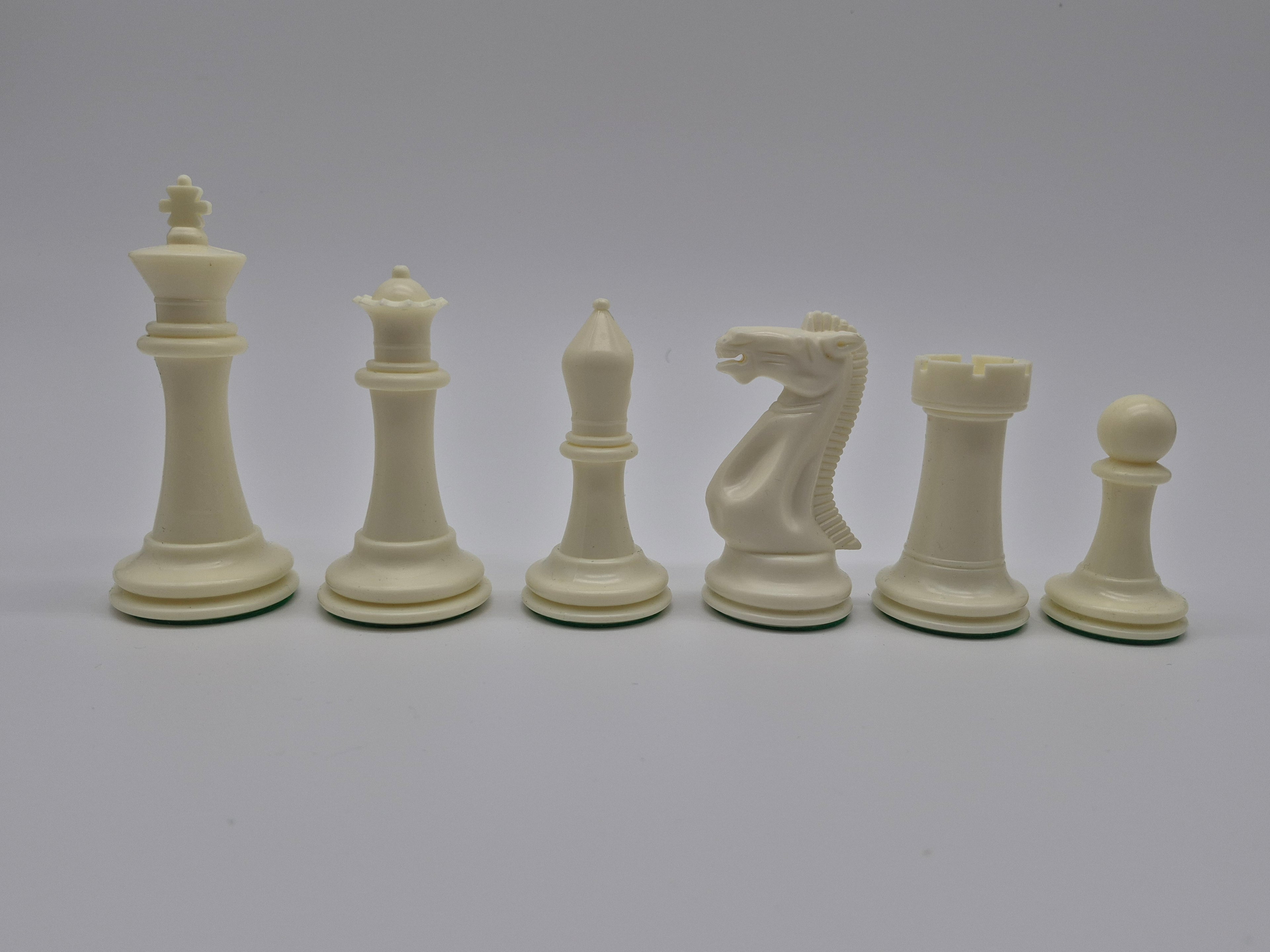 Slim Style Chess Pieces