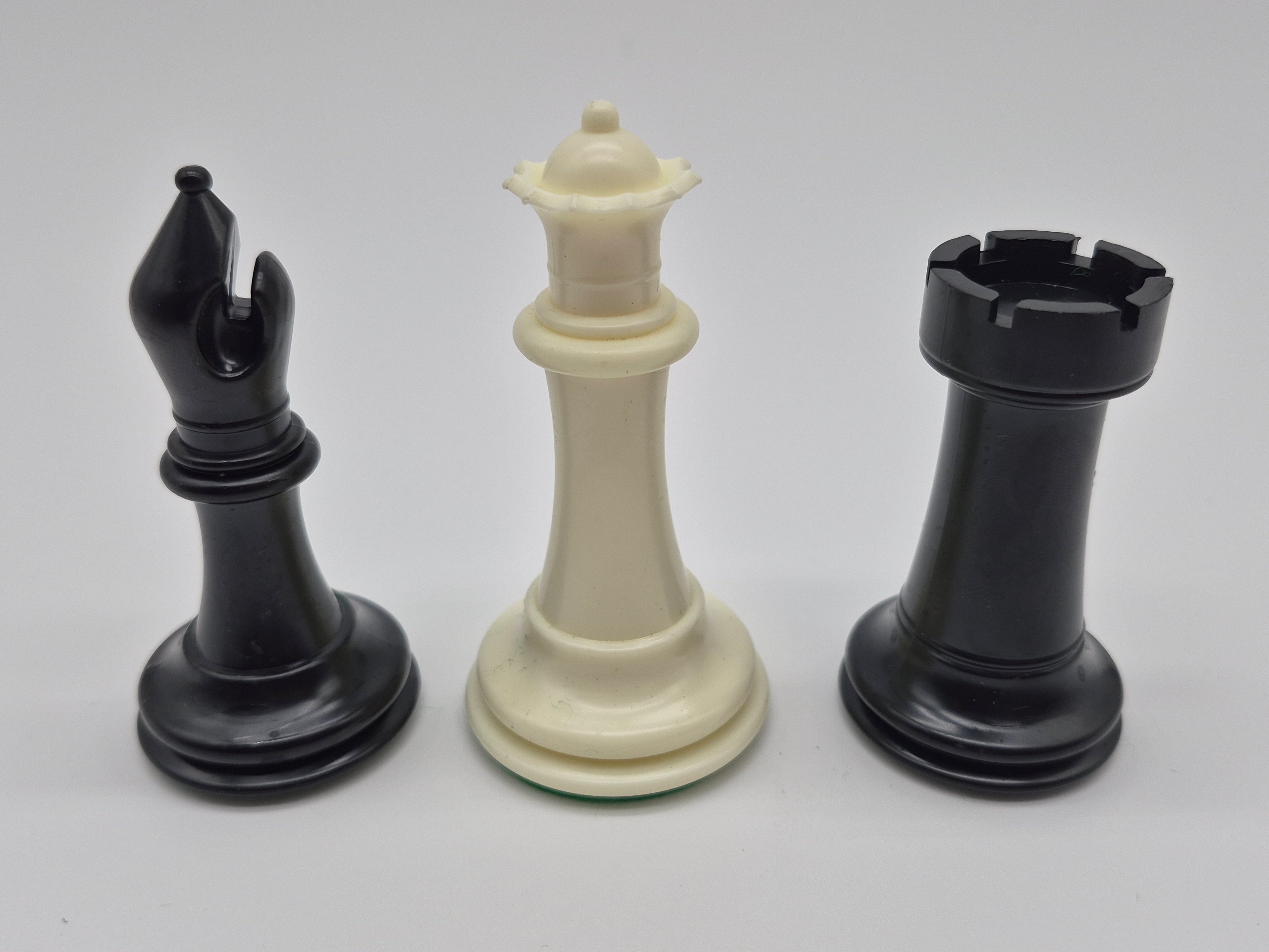 Slim Style Chess Pieces