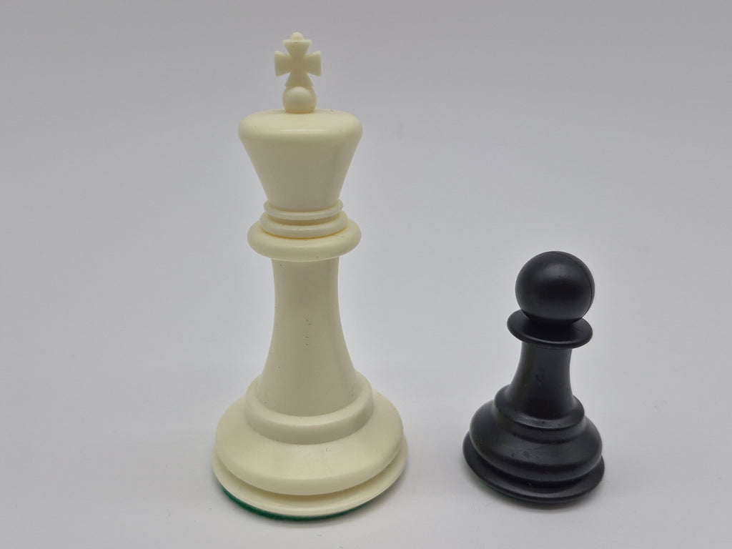 Wide Rook Chess Pieces