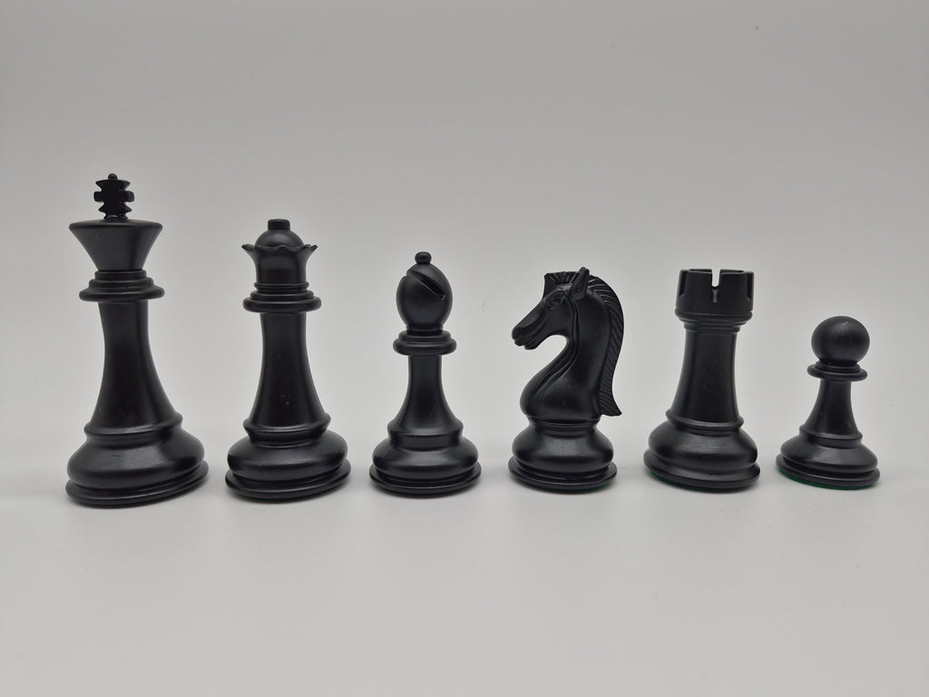 The Candidate Kink's Knight Chess Pieces With Cotton Bag