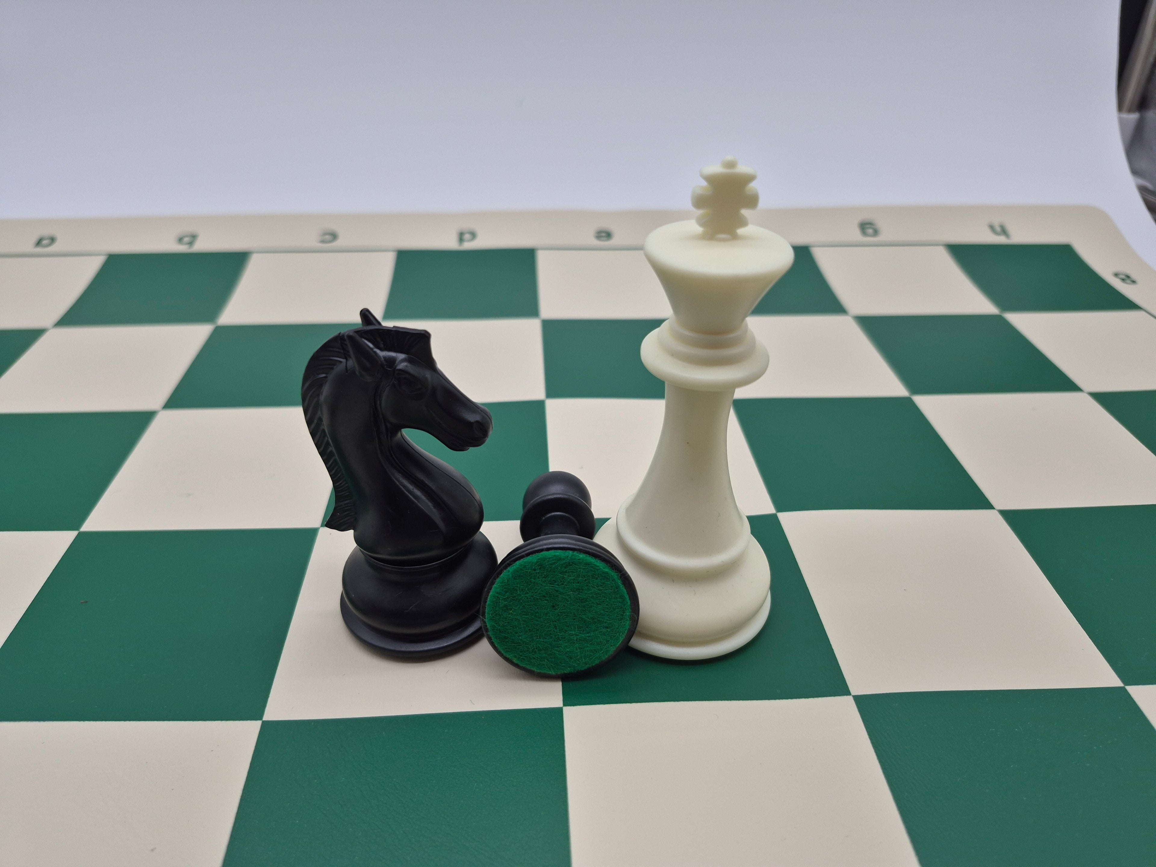The Candidate Kink's Knight Chess Pieces With Cotton Bag