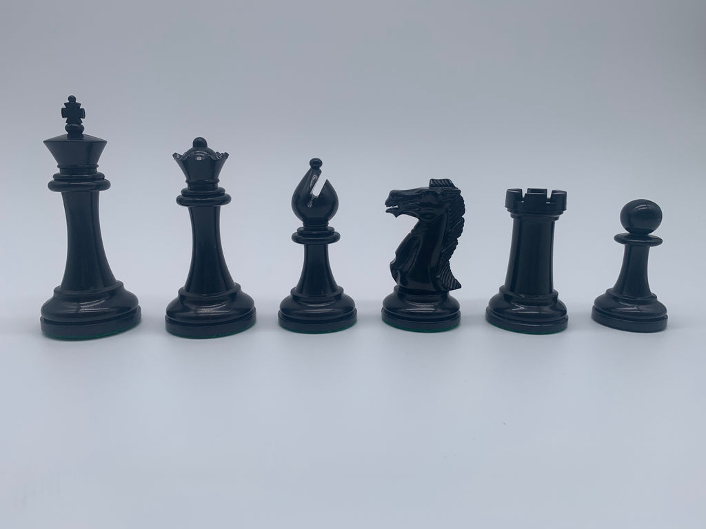 Segmented Horsehair Chess Pieces