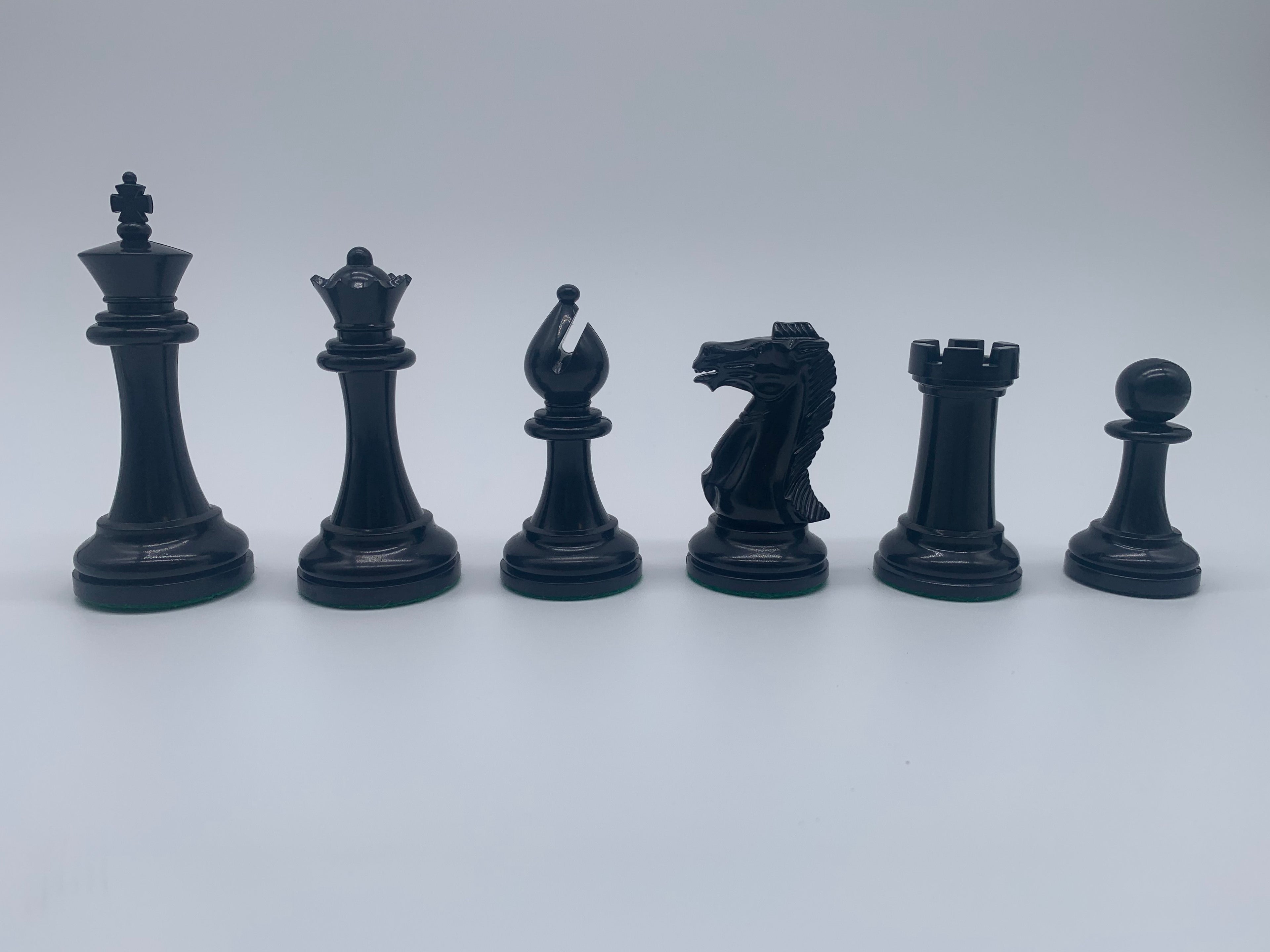 Segmented Horsehair Chess Pieces