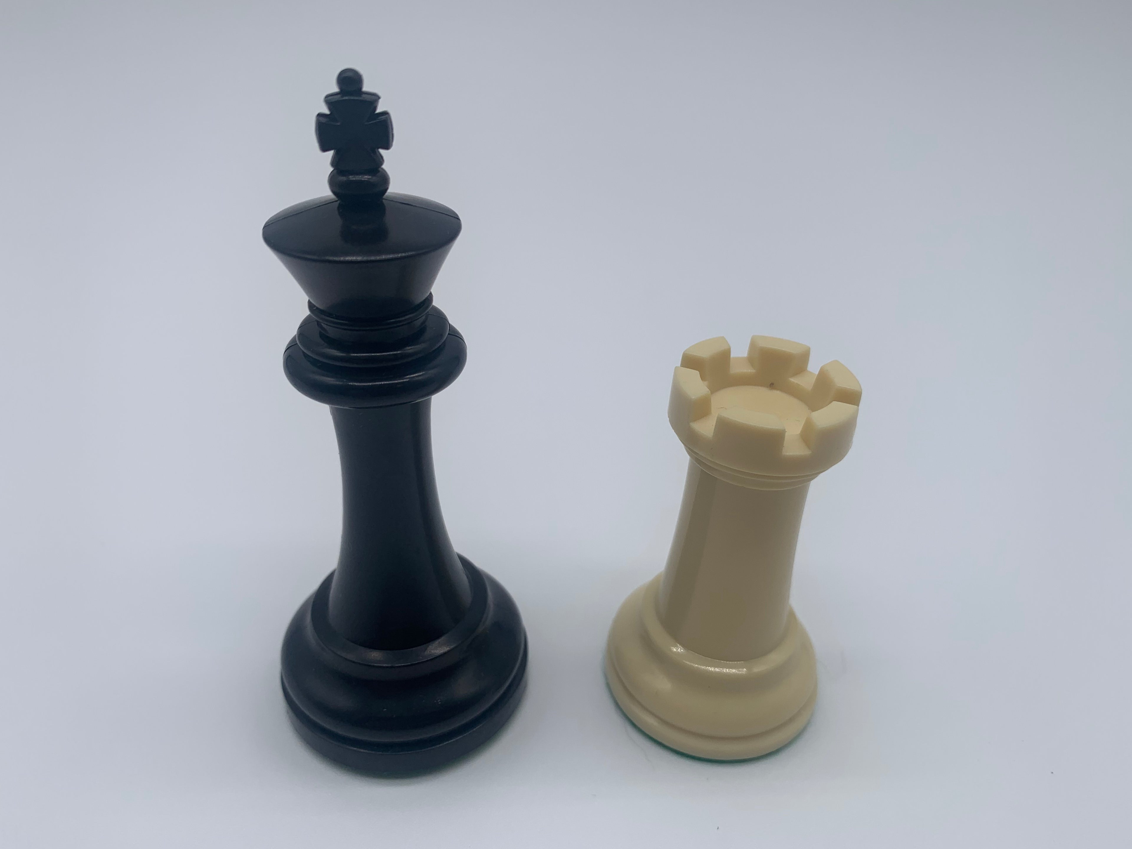 Segmented Horsehair Chess Pieces