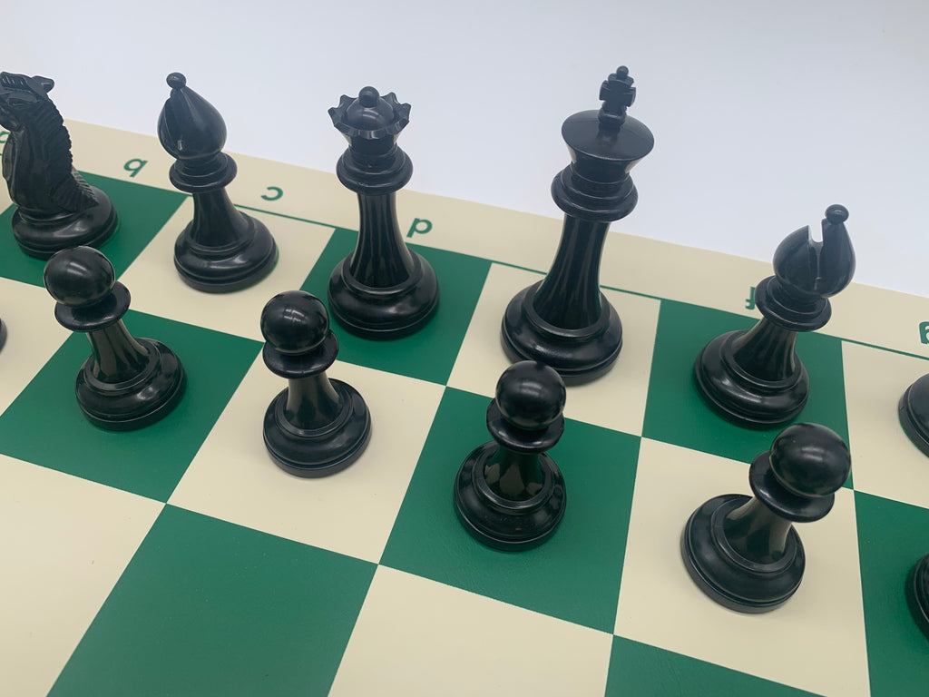 Segmented Horsehair Chess Pieces