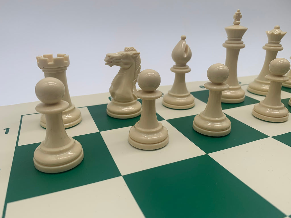 Segmented Horsehair Chess Pieces