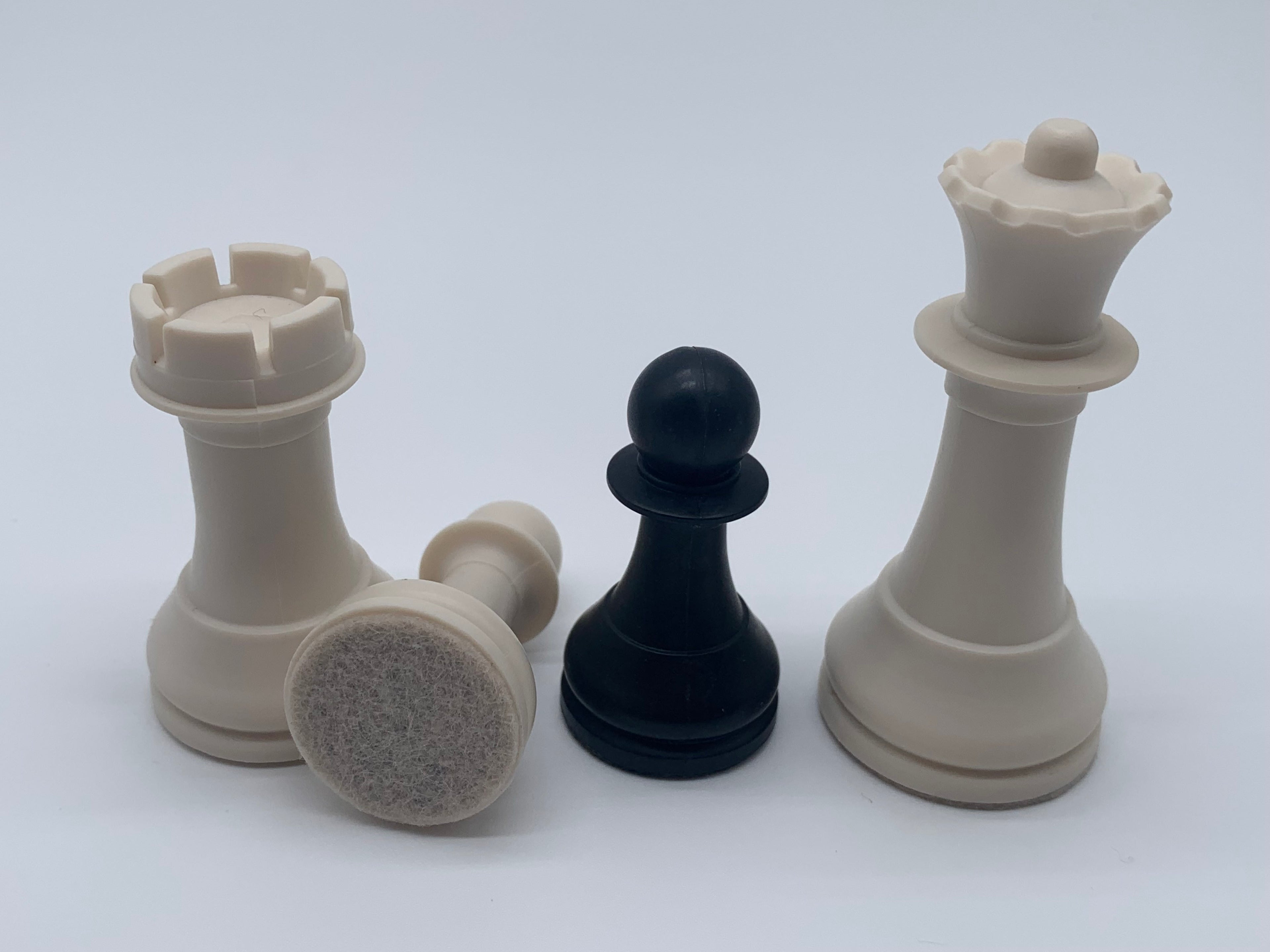White German Knight Chess Pieces